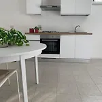 Civico 205 *